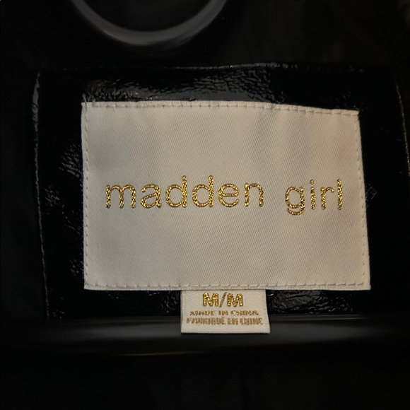 NWT- Madden Girl Black and Gold Label Jacket Faux Fur - Picture 2 of 6